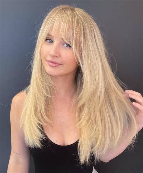 50 Cute Long Layered Haircuts With Bangs For 2023
