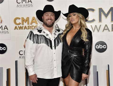 2023 Cma Awards The Best Red Carpet Fashion From Country Musics