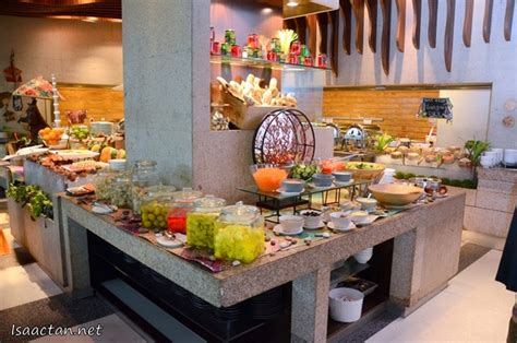 Buffet breakfasts are available daily from 6:30 am to 10:30 am for a fee. Empire Hotel Subang Ramadhan Preview - Seenak Citarasa ...