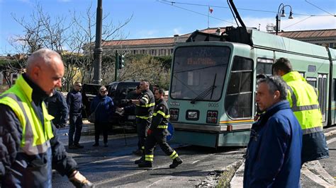 Sensibles imágenes del aparatoso accidente que tuvo Ciro Immobile y sus hijas contra un tranvía