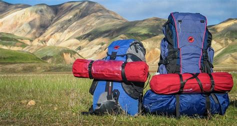 How To Pack A Hiking Backpack For All Day Comfort Outdoors With Bear