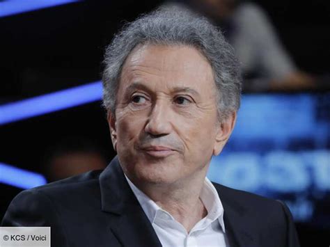 Le présentateur de vivement dimanche, qui s'imaginait près de la mort ou, a minima, près de la retraite, dressait des listes de personnalités qui pourraient le remplacer à la tête de son émission culte. Michel Drucker hospitalisé : l'animateur confie avoir ...