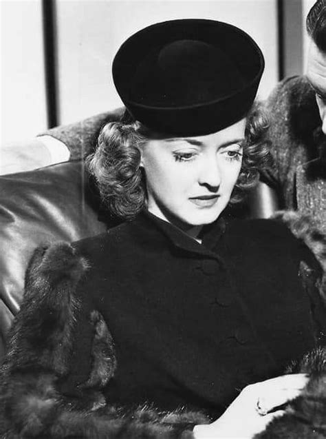 Pin By Golden Age Of Hollywood Collec On Bette Davis 1908 1989