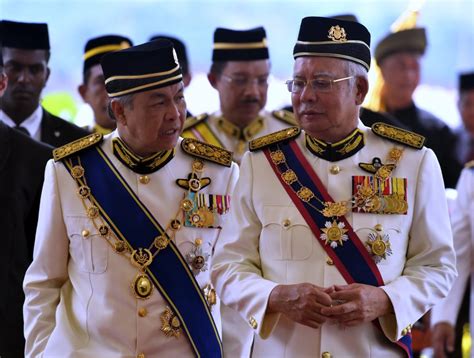 2017 agong installed copper proof coin with original box and cert no 487. Agong graces investiture ceremony in conjunction with ...