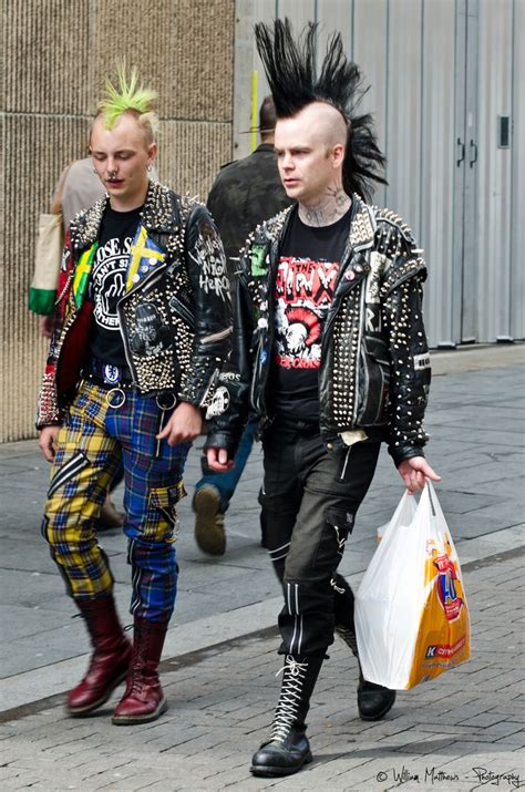pin by nikula0san on punk punk outfits 80s punk fashion punk rock fashion