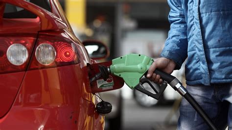 In addition to a standard fill form tab with name, address, email and mobile phone, there are other more detailed sections to fill in from the my profile tab. How To Fill Your Car Up With Gas | Creditline ONE