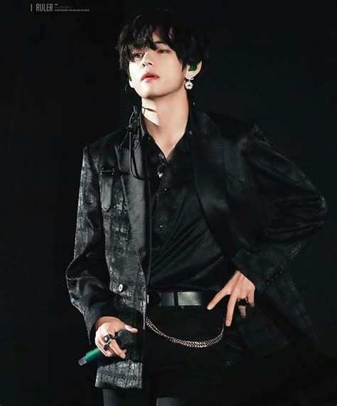 Kiᗰ ♡ Tᗩeᕼyᑌᑎg On Instagram 🖤⁣⁣ Thread Taehyung Wearing All Black