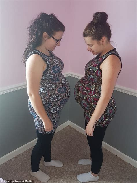 Identical Twins Are Pregnant With Their First Babies At The Same Time