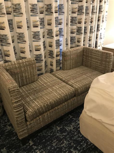 This Couch In Our Hotel Room And No It Does Not Separate Rcrappydesign