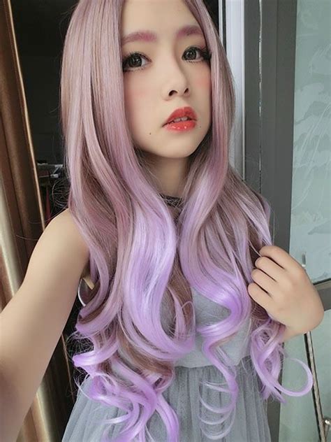 Notice any similarities about these east asian women on screen? Beautiful asian girl with lilac hair~ Wish i could have ...