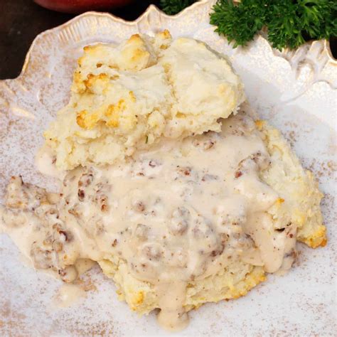 Biscuit With Sausage Gravy Single Serving One Dish Kitchen