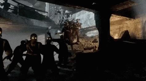 Zombies Call Of Duty Gif Call Of Duty Zombies Gifs Entdecken Und