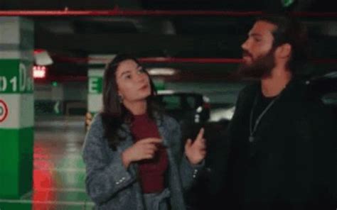 Can Yaman Erkenci Kus Gif Canyaman Erkencikus Candivit Discover Share Gifs Erkenci Ku