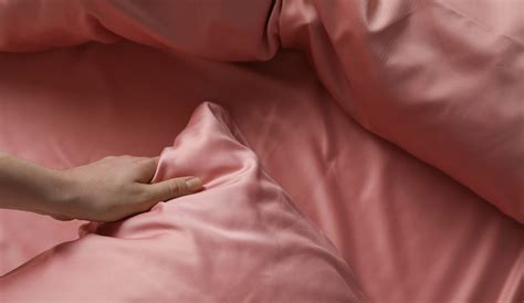 An Honest Review Of The Brooklinen Mulberry Silk Pillowcase