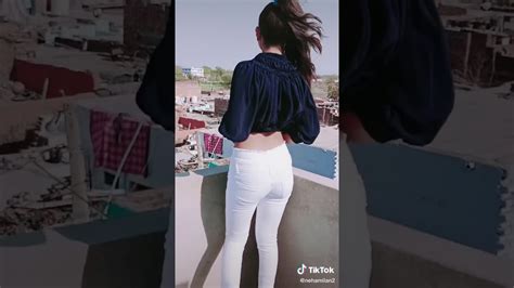 New Tik Tok Video The Carry On Saree Girl Hot Dance New Tik Tok Video