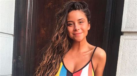 Find the latest tracks, albums, and images from camila gallardo. Camila Gallardo realizó su primer show fuera de Chile