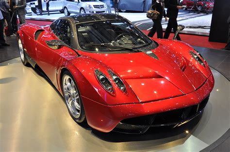 Detailed Pictures Pagani Huayra Unveiled At Geneva Motor Show