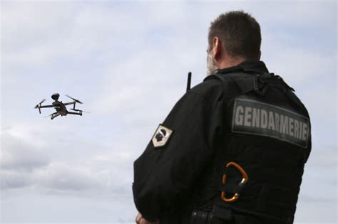 Un Décret Qui Tombe à Pic Les Drones Policiers Peuvent être Déployés