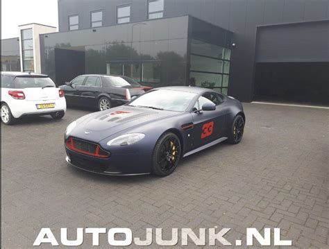 Welkom op de onofficiële max verstappen 33 pagina. EX VAN MAX VERSTAPPEN 33 foto's » Autojunk.nl (219970)