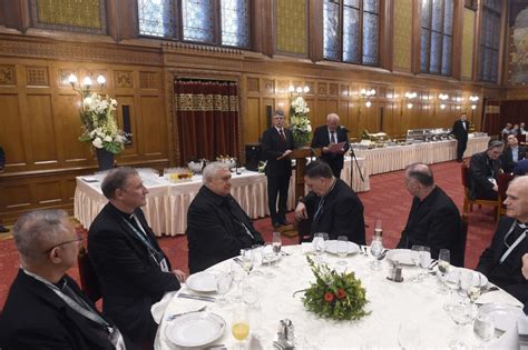 Jun 24, 2021 · a közmédia a szeptemberi, budapesti rendezésű 52. Fókuszban a 2020-as budapesti Nemzetközi Eucharisztikus ...