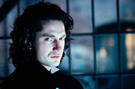 20 Fun Facts About Dracula 2000 Halloween Year Round