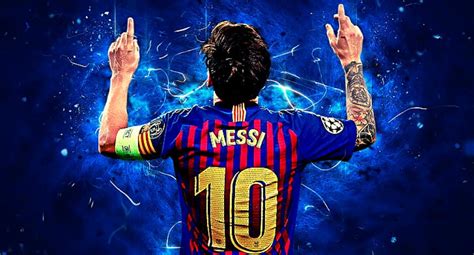 Messi's net worth 2020 is estimated to be £309m ($400m) by forbes.com. Lionel Messi Net Worth, Salary and Endorsements | Chase ...