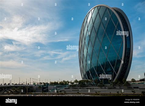 Al Dar Builders Hi Res Stock Photography And Images Alamy