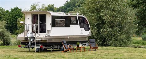 Tchibo her hafta yenilenen temalarıyla sürprizlerle dolu! Caravanboat von Tchibo - Urlaub an Land oder zu Wasser