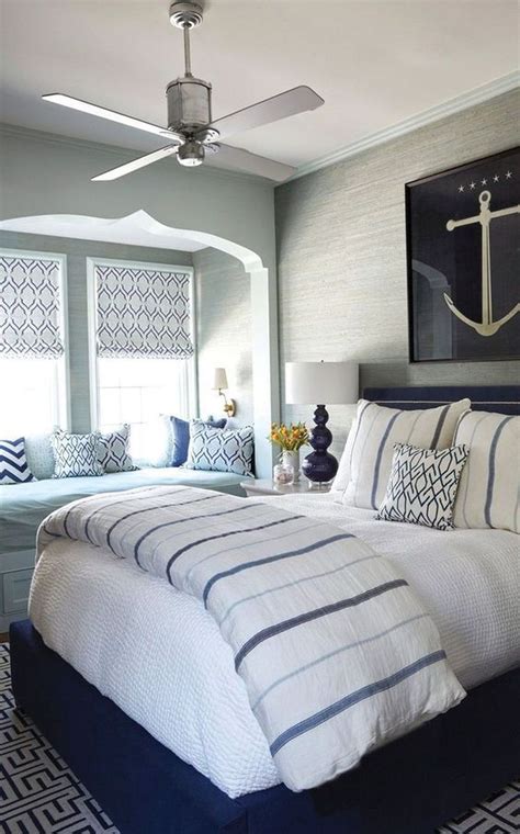 Impressive Coastal Bedroom Decorating Ideas