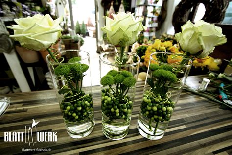 Unsere tollen ☀ deko ideen ☀ mit mustertischen für viele verschiedene anlässe wie kommunion ☀ hochzeit ☀ konfirmation ☀ taufe & baby party ☀ schulanfang helfen ihnen schnell und einfach ihre eigene tischdeko mit individuellem touch zusammen zu stellen. tischdeko ~ Dekoration Deko ideen