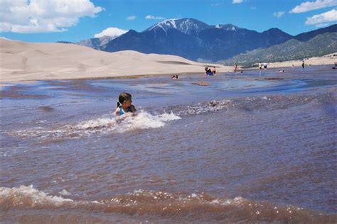 Best Time To See Medano Creek Great Sand Dunes National Park And Preserve In Colorado