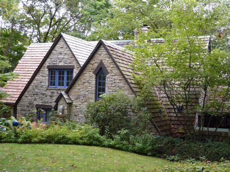 At a minimum, koi fish need four feet of water in depth. A 1932 Zook designed home features a grotto with a ...