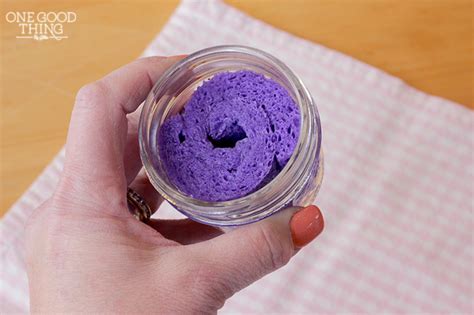 Diy Nail Polish Remover In A Jar One Good Thing By Jillee