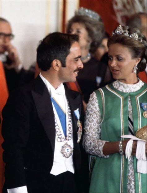 Princess Muna Al Hussein Wikipedia