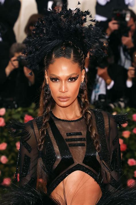 Joan Smalls Met Gala Makeup Pro Wishes He Added One Thing To Her Look