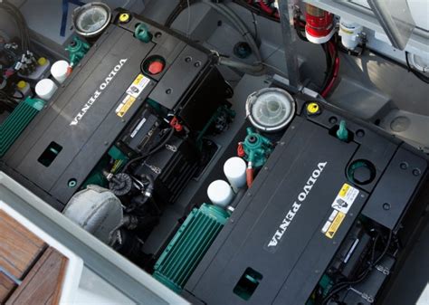 Volvo Penta Introduces Improved Ips And New Aquamatic Sterndrive