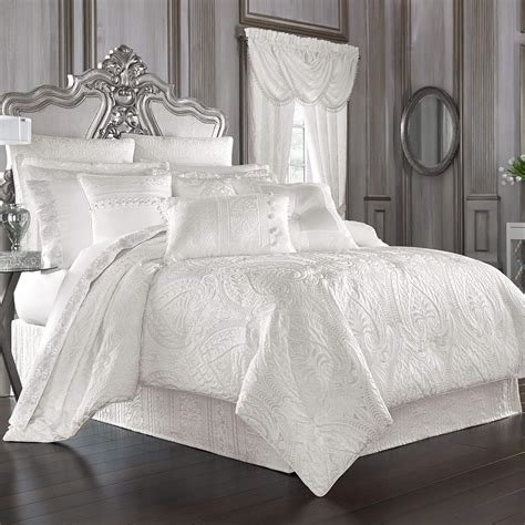 Bianco White 4 Piece Comforter Set By J Queen York Queen Amazonca Home