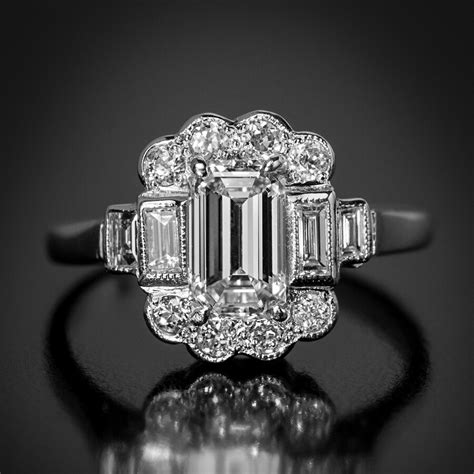 Art Deco Vintage Diamond White Gold Engagement Ring Ref