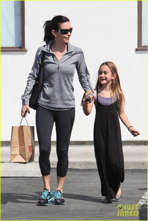 Courteney Cox Coco Mommy Daughter Time In Malibu Photo Celebrity Babies Coco