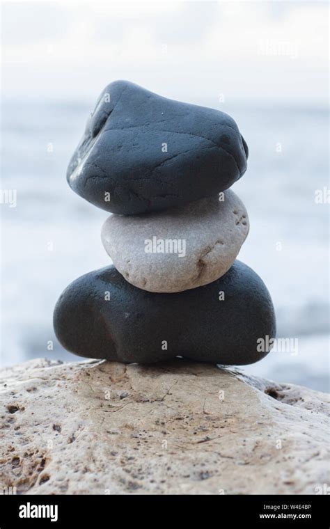 Stacked Pebbles By Water Hi Res Stock Photography And Images Alamy