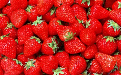 Strawberry Fruit in HD Images • ELSOAR