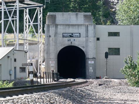 Bridgehunter.com | BNSF - Cascade Tunnel