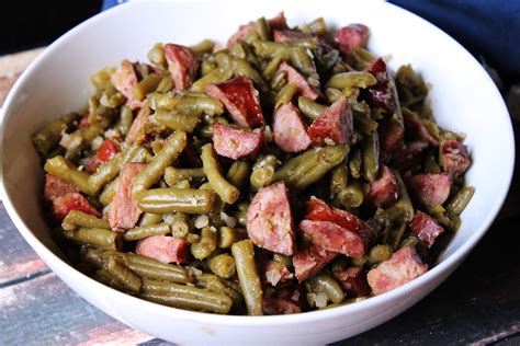 Southern Smoky Green Beans Baked Broiled And Basted