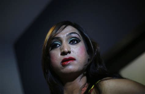 Inside Auditions For Indias First Transgender Modelling Agency — Quartz India