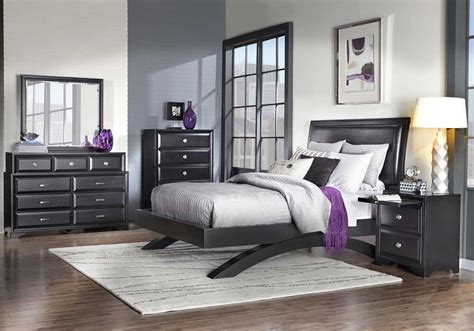 Roundhill furniture stout contemporary panel bedroom set with king bed, dresser, mirror, 2 night stands, white. Badcock Home Furniture