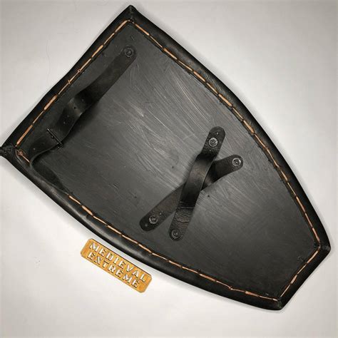 Punch Shield Type 2 Medieval Extreme