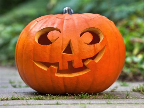 Top Traditional Pumpkin Carving Ideas