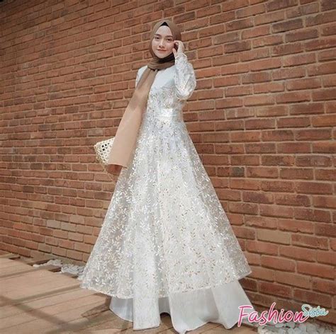 Gaun pesta brokat warna magenta. Model Baju Kebaya Brokat Modern Terbaru Hijab Warna Putih ...
