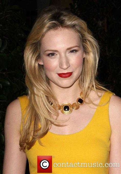 Beth Riesgraf Nude Pictures Present Her Wild Side Glamor