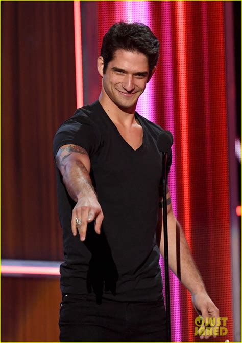 Tyler Posey Makes First Public Appearance At The Pcas Since Leaked